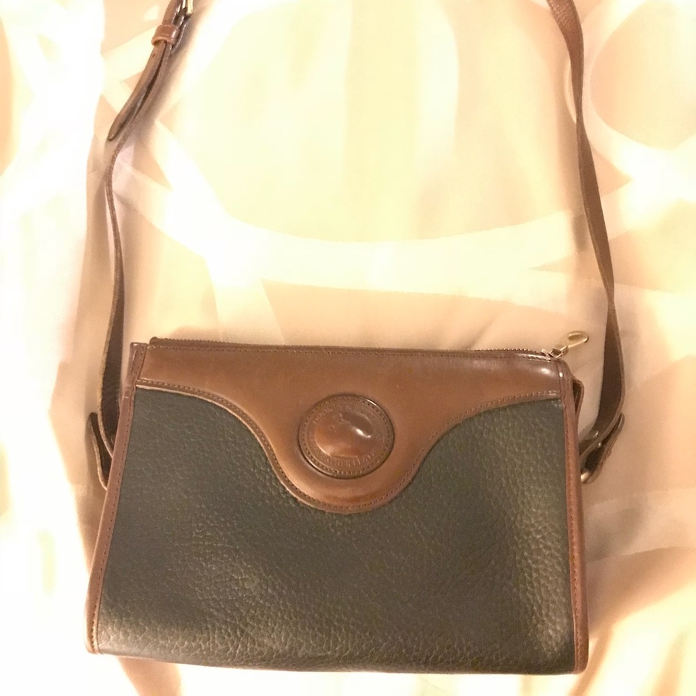 Vintage 💯 Dooney and Burke leather satchel
